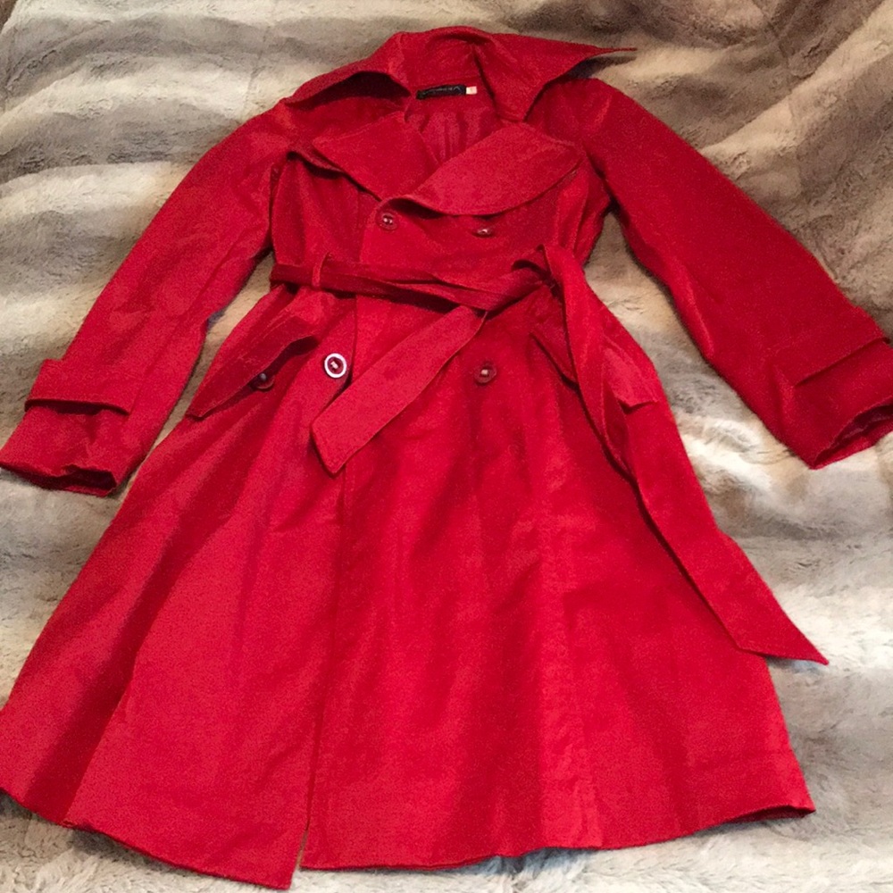 Yedina trend coat in red